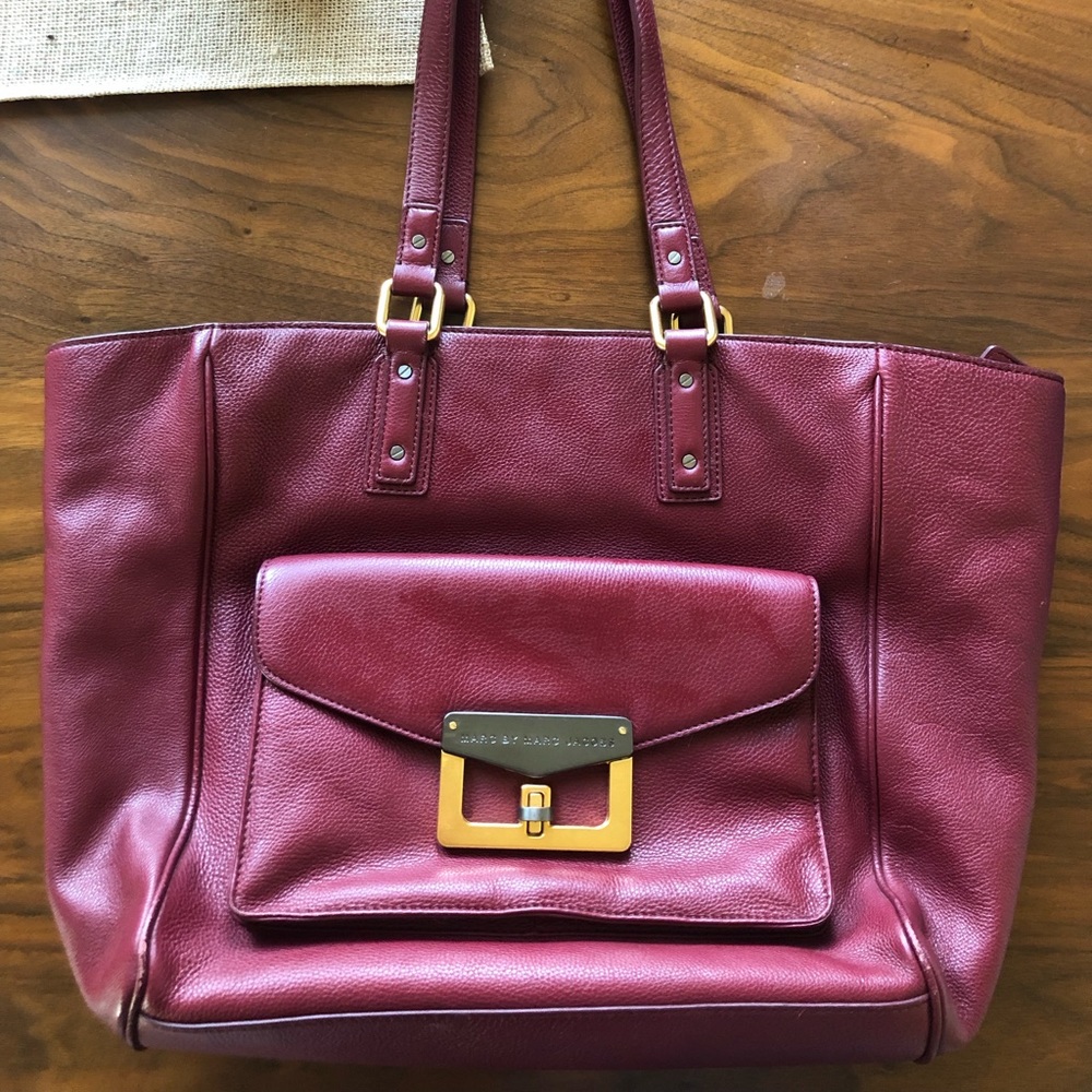 Marc by Marc Jacobs maroon purse